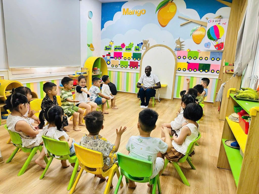 Hệ Thống Giáo Dục Gia Linh FNG Khởi Đầu Vững Chắc Cho Con