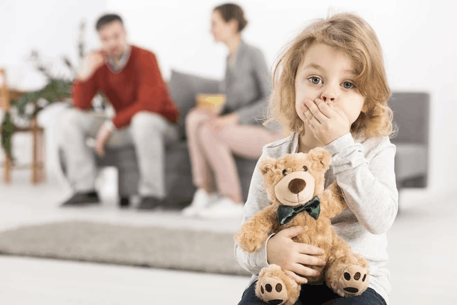 Làm Gì Khi Con Nói Bậy? Cách Ba Mẹ Xử Lý Khéo Léo Với Trẻ Mầm Non